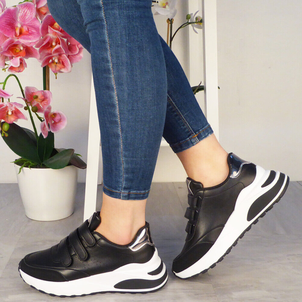 ZAYLA Black Trainners Pumps Straps Jogging Shoes